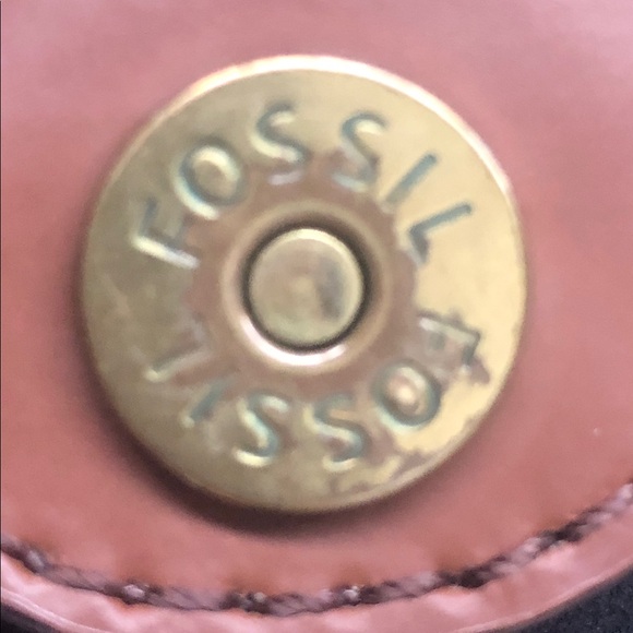 FOSSIL Brown Leather Tote and Wallet - Picture 4 of 9